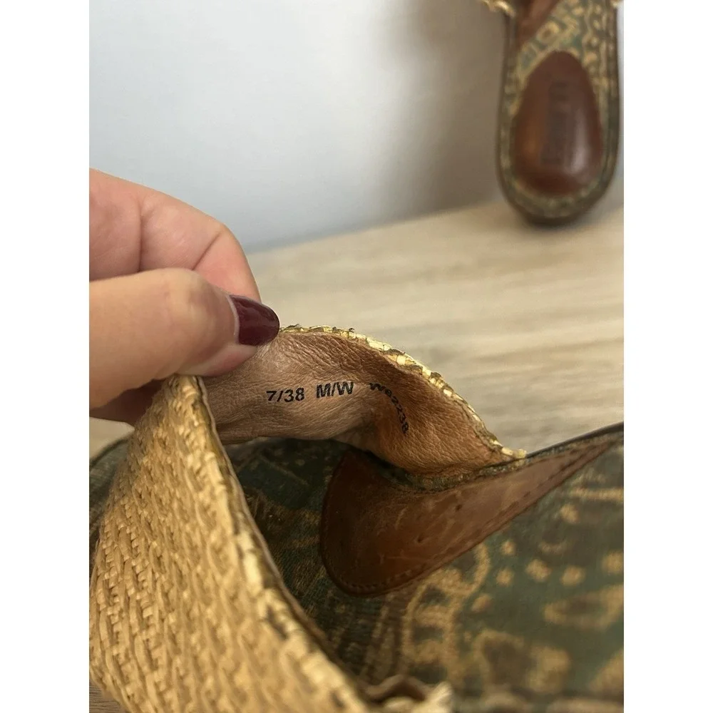 Born wedge sandals